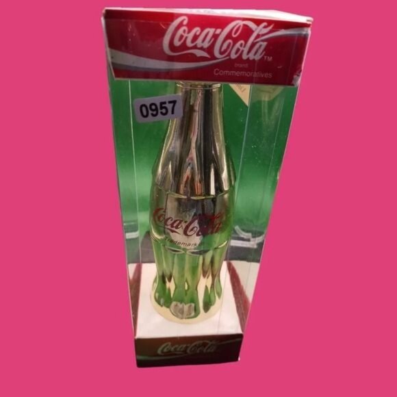 Coca-Cola 1994 world cup U.S.A commemorative bottle 7.5 tall soccer - Picture 8 of 8
